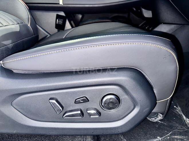 Changan Qiyuan Q07-17