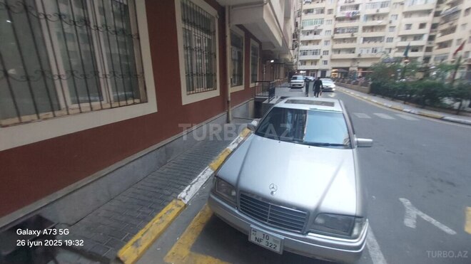 Mercedes C 200 1995, 490,000 km - 2.0 л - Bakı