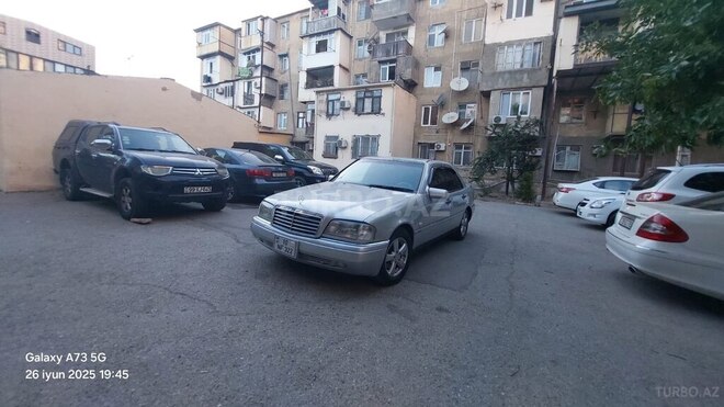 Mercedes C 200 1995, 490,000 km - 2.0 л - Bakı