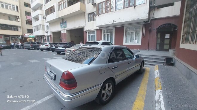 Mercedes C 200 1995, 490,000 km - 2.0 л - Bakı