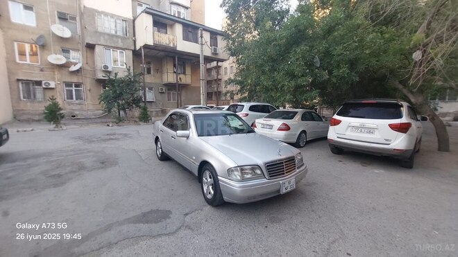 Mercedes C 200 1995, 490,000 km - 2.0 л - Bakı