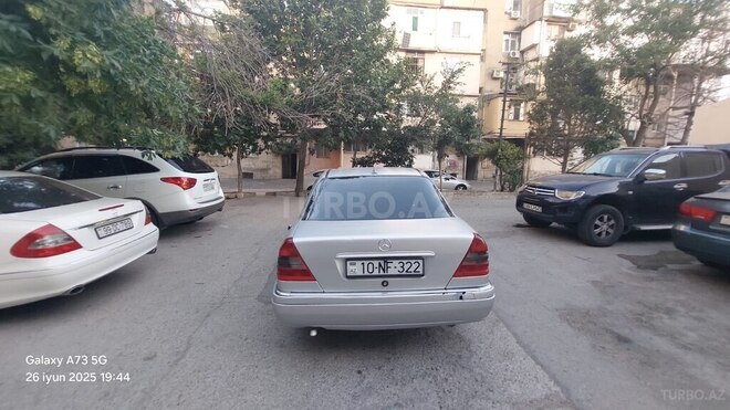 Mercedes C 200 1995, 490,000 km - 2.0 л - Bakı