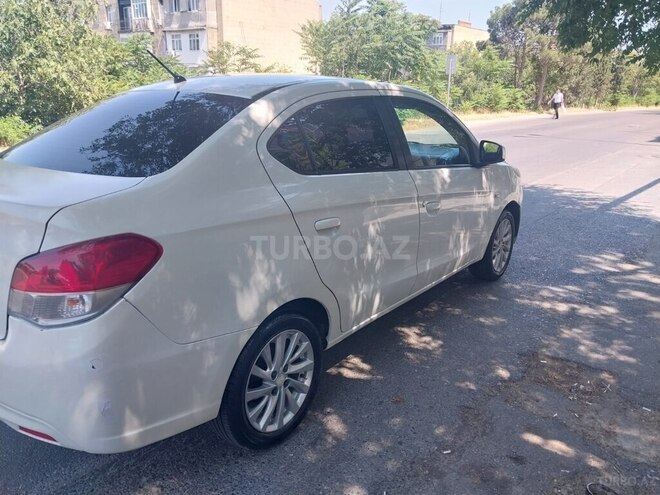 Mitsubishi Attrage 2014, 378,000 km - 1.2 л - Bakı