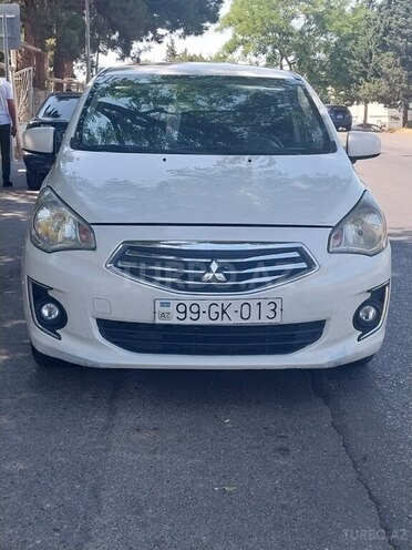 Mitsubishi Attrage 2014, 378,000 km - 1.2 л - Bakı