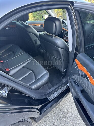 Mercedes E 280-12