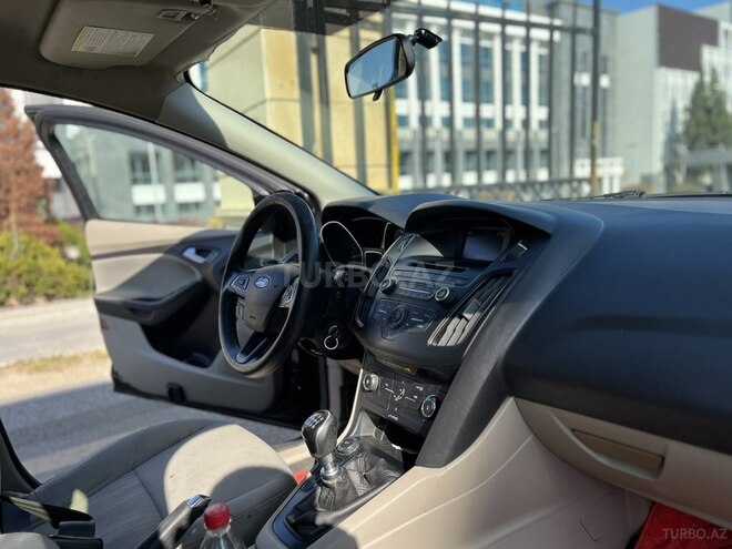 Ford Focus 2016, 210,000 km - 1.6 l - Bakı