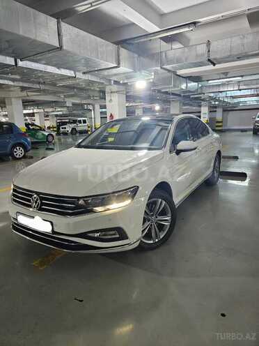 Volkswagen Passat 2021, 95,000 km - 1.4 l - Bakı