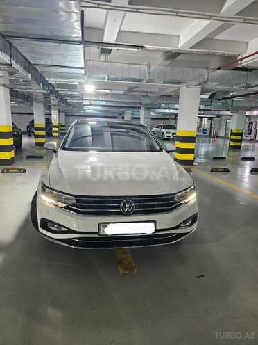 Volkswagen Passat 2021, 95,000 km - 1.4 l - Bakı