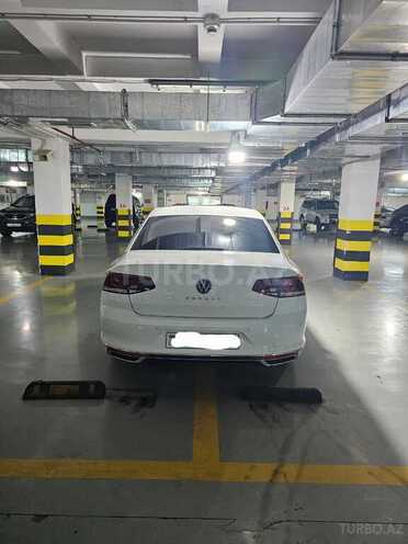Volkswagen Passat 2021, 95,000 km - 1.4 l - Bakı