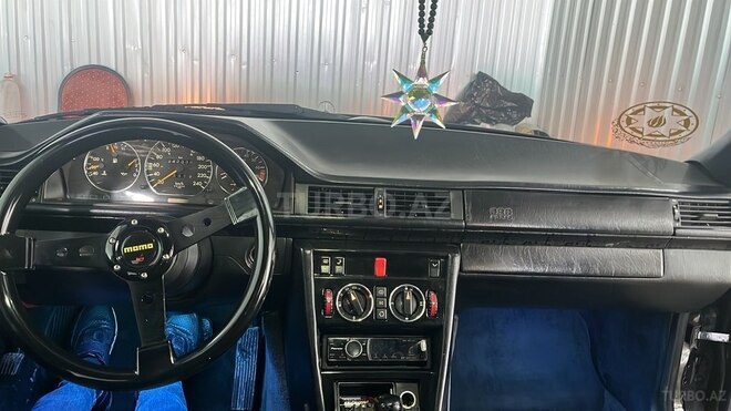 Mercedes E 220 1995, 312,000 km - 2.2 l - Bakı