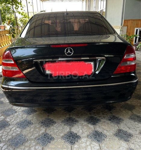 Mercedes E 240 2003, 293,235 km - 2.6 l - Neftçala