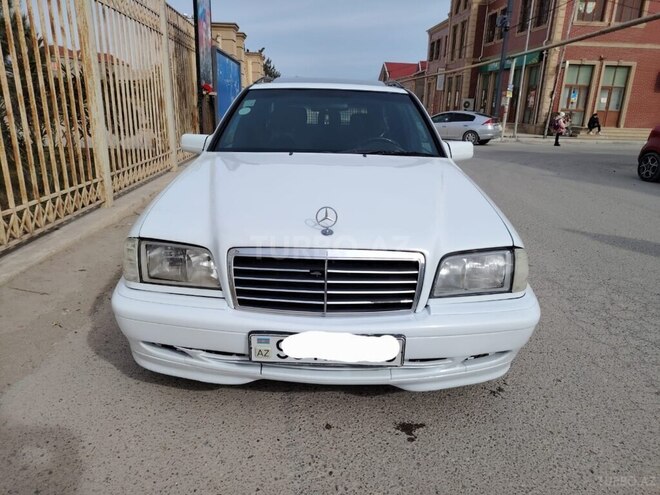 Mercedes C 220 d 2000, 250,000 km - 2.2 л - Bakı