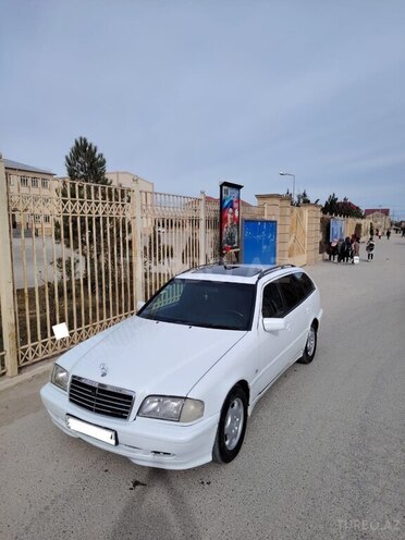 Mercedes C 220 d 2000, 250,000 km - 2.2 л - Bakı