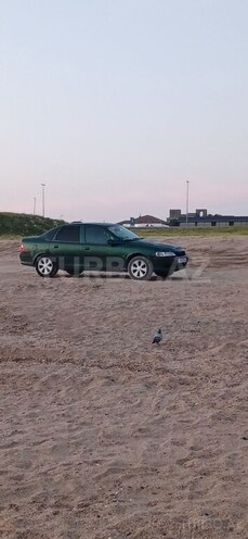 Opel Vectra 1996, 400,000 km - 1.6 l - Bakı