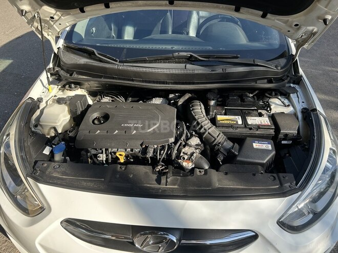 Hyundai Accent 2015, 181,000 km - 1.6 л - Bakı