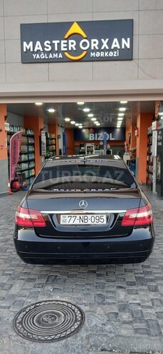 Mercedes E 220 d 2011, 260,000 km - 2.1 л - Bakı