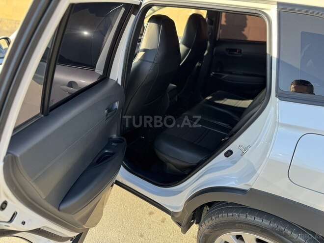 Toyota Corolla Cross 2024, 19,000 km - 2.0 l - Bakı