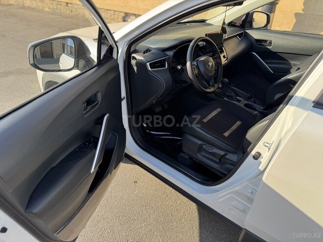 Toyota Corolla Cross 2024, 19,000 km - 2.0 l - Bakı