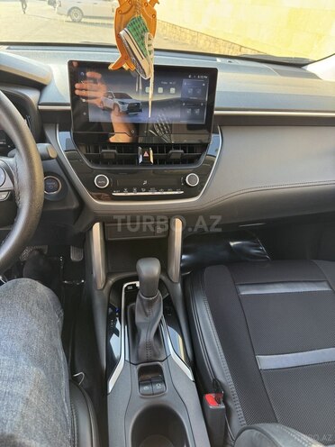 Toyota Corolla Cross 2024, 19,000 km - 2.0 l - Bakı