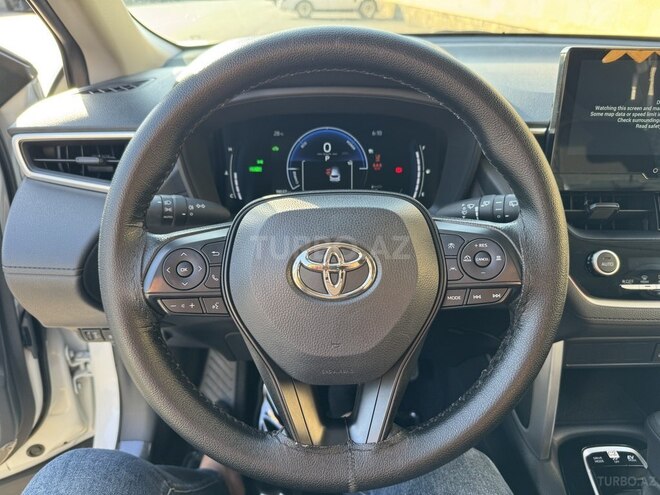 Toyota Corolla Cross 2024, 19,000 km - 2.0 l - Bakı