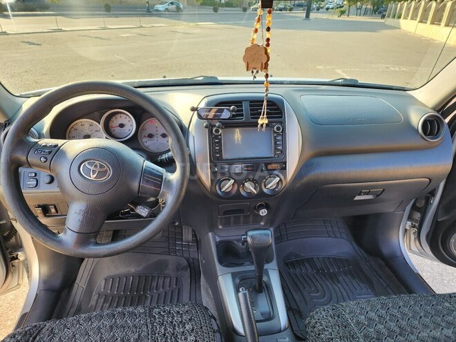 Toyota RAV4 2004, 300,000 km - 2.4 l - Bakı