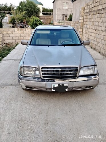 Mercedes C 230 1997, 593,848 km - 2.3 l - Sumqayıt