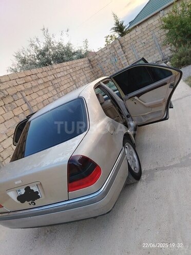 Mercedes C 230 1997, 593,848 km - 2.3 l - Sumqayıt