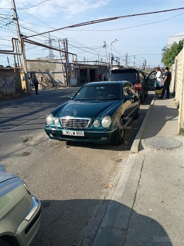 Mercedes E 220 d 1998, 525,000 km - 2.2 л - Bakı