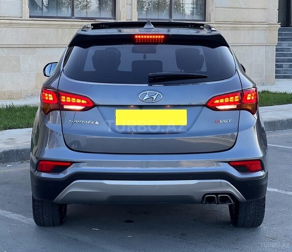 Hyundai Santa Fe-4