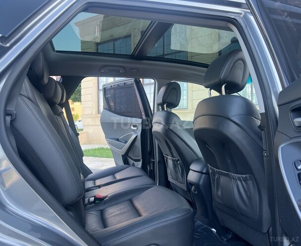 Hyundai Santa Fe-14