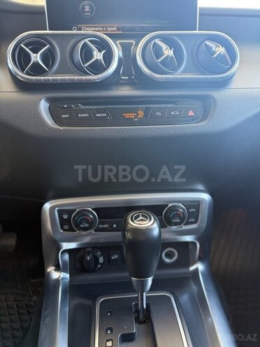 Mercedes  2019, 84,000 km - 2.3 l - Bakı