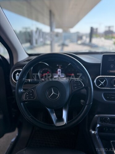 Mercedes  2019, 84,000 km - 2.3 l - Bakı