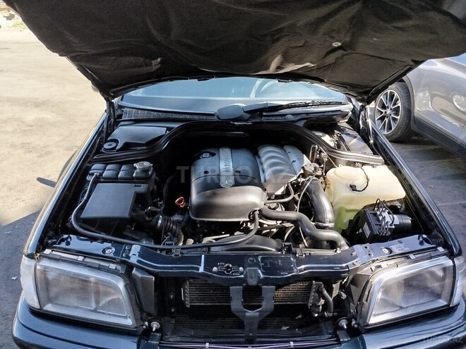 Mercedes C 220 d 1998, 259,000 km - 2.2 л - Zaqatala