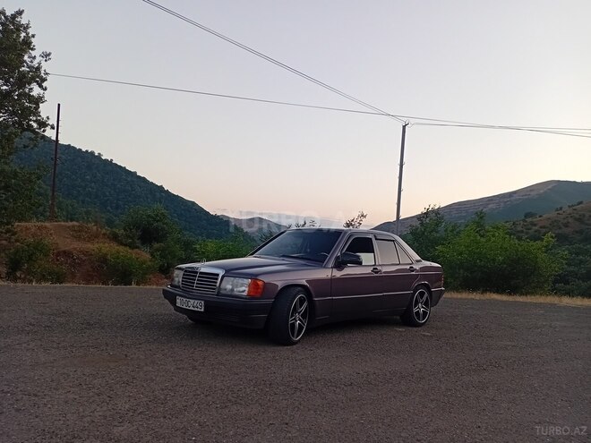 Mercedes 190 1991, 300,000 km - 2.0 l - Masallı