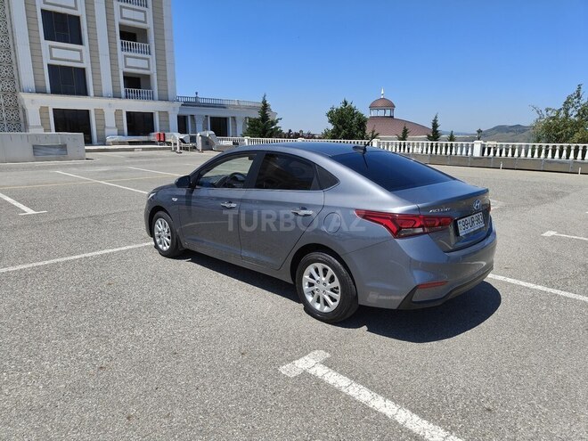 Hyundai Accent 2019, 100,000 km - 1.6 l - Bakı