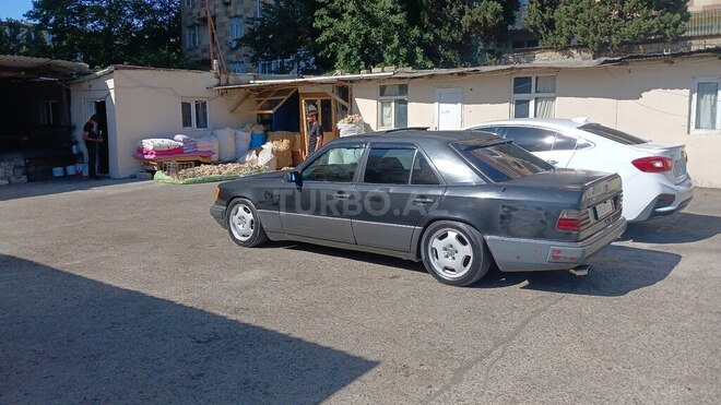 Mercedes E 200 d 1991, 350,965 km - 2.0 л - Bakı