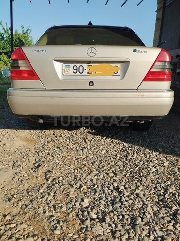 Mercedes C 200 1995, 497,000 km - 2.0 l - Xaçmaz