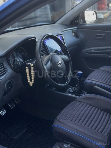 Kia Rio 2009, 221,500 km - 1.4 l - Bakı