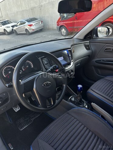Kia Rio 2009, 221,500 km - 1.4 l - Bakı