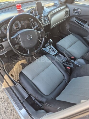 Nissan Sunny 2011, 212,000 km - 1.6 l - Bakı