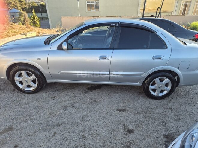 Nissan Sunny 2011, 212,000 km - 1.6 l - Bakı