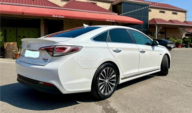 Hyundai Sonata-7