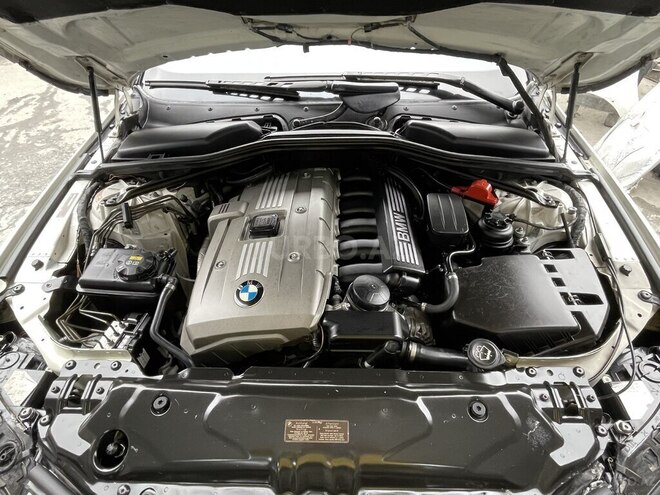 BMW 525-8