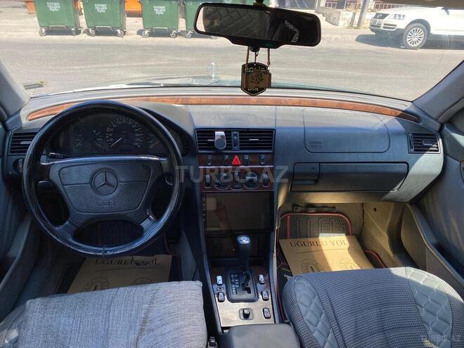 Mercedes C 180 1997, 325,000 km - 1.8 l - Bakı