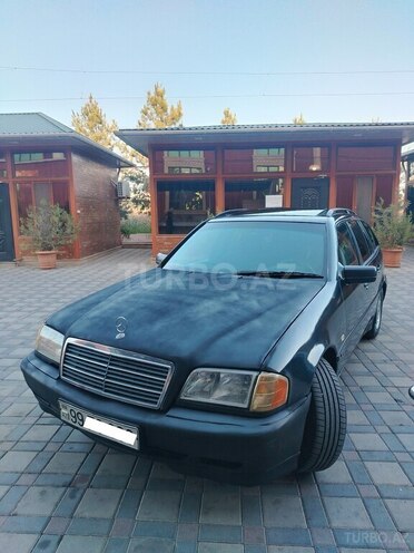Mercedes C 220 d 2000, 318,216 km - 2.2 л - Şirvan