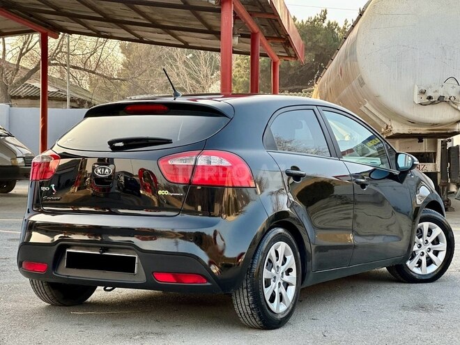 Kia Rio 2011, 234,521 km - 1.1 л - Sumqayıt