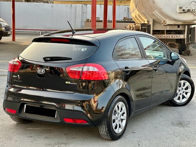 Kia Rio 2011, 234,521 km - 1.1 л - Sumqayıt
