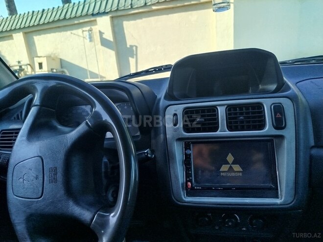 Mitsubishi Pajero io 1999, 388,000 km - 1.8 l - Qəbələ
