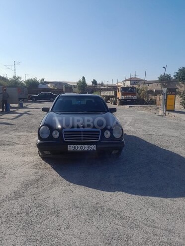 Mercedes E 240 1998, 250,000 km - 2.4 l - Bakı