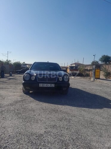 Mercedes E 240 1998, 250,000 km - 2.4 l - Bakı